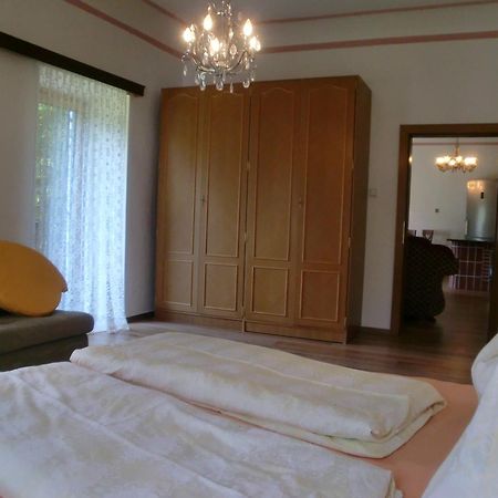 Garten- & Loggia-Appartement Herrenhaus Dellach im Drautal 외부 사진