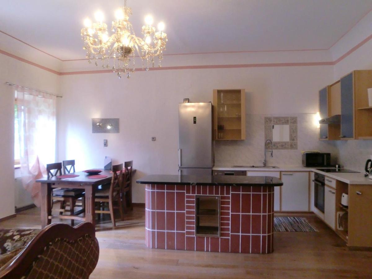 Garten- & Loggia-Appartement Herrenhaus Dellach im Drautal 외부 사진