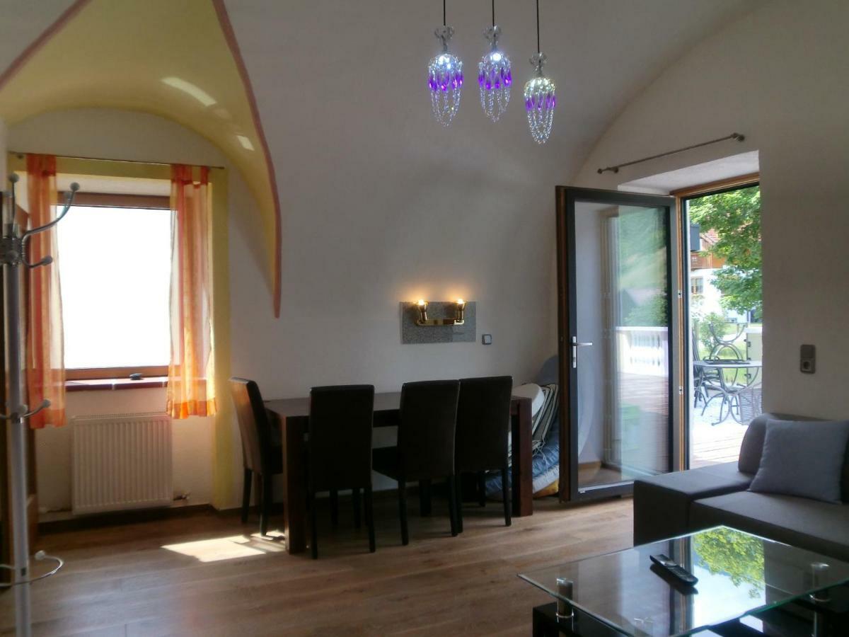 Garten- & Loggia-Appartement Herrenhaus Dellach im Drautal 외부 사진