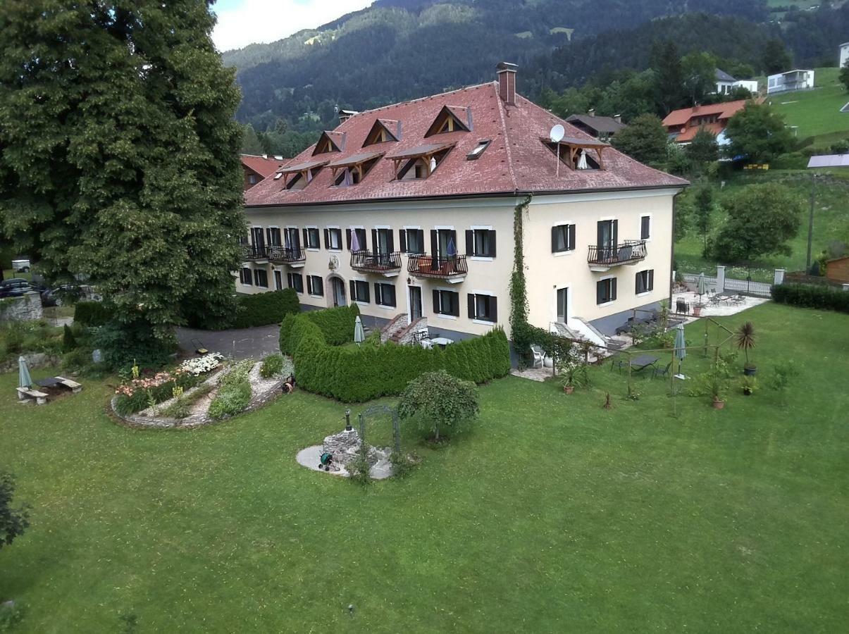 Garten- & Loggia-Appartement Herrenhaus Dellach im Drautal 외부 사진