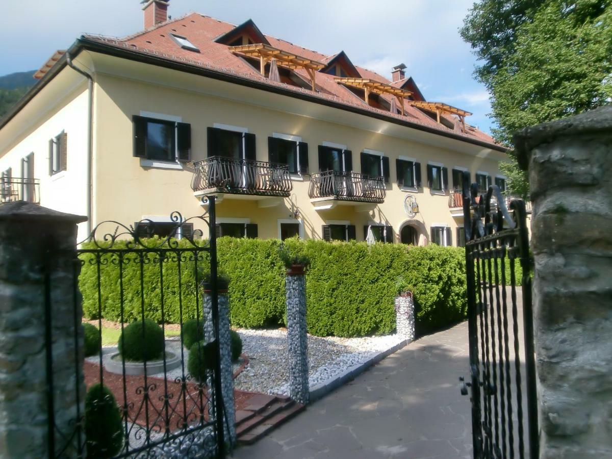 Garten- & Loggia-Appartement Herrenhaus Dellach im Drautal 외부 사진