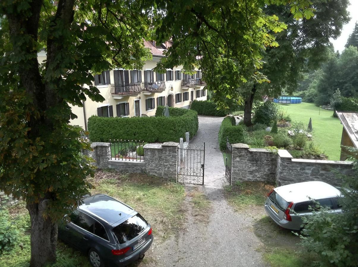 Garten- & Loggia-Appartement Herrenhaus Dellach im Drautal 외부 사진